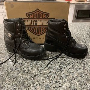Women’s Harley Davidson boots
